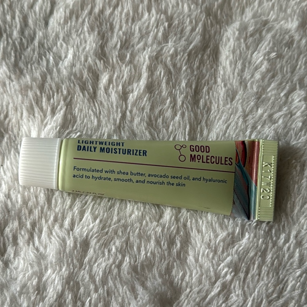 Good Molecules lightweight moisturizer (sample size) - Picture 1 of 2
